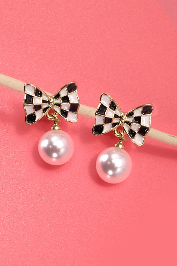 CHECKER BOW PEARL DROP EARRINGS